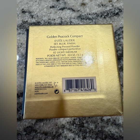 Estée Lauder golden peacock compact with velvet case. Light/medium. 02 - Picture 3 of 9